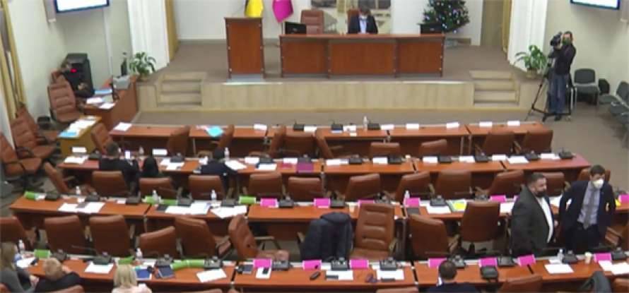 На сессии депутаты провалили голосование за секретаря горсовета Запорожья