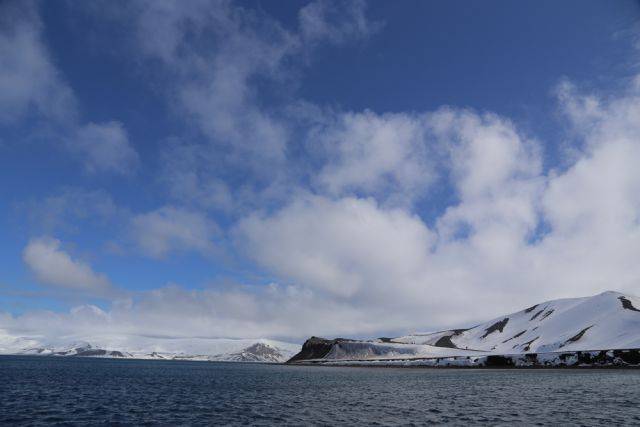 Более 30 человек на военной базе в Антарктиде заразились коронавирусом