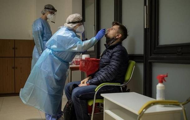 В Украине за сутки коронавирусом заболели более 8.5 тысяч человек