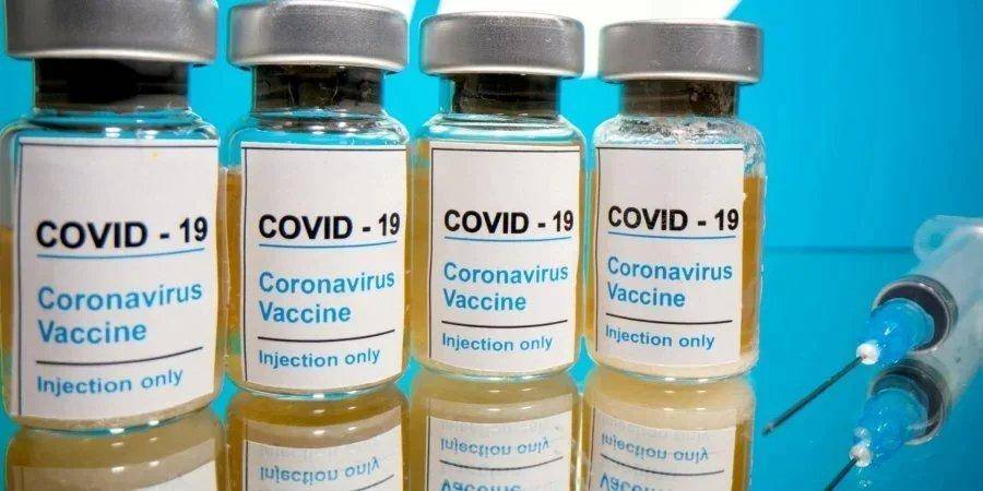 Украина обсуждает закупку вакцины от COVID-19 с тремя странами