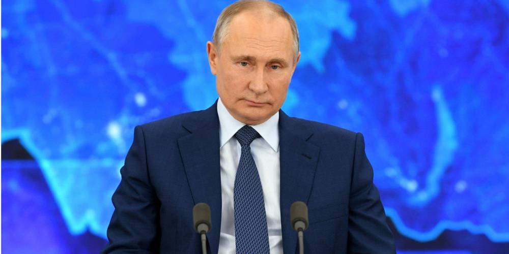 Могут нарушать Уголовный кодекс. Путин подписал закон о гарантиях неприкосновенности бывших президентов