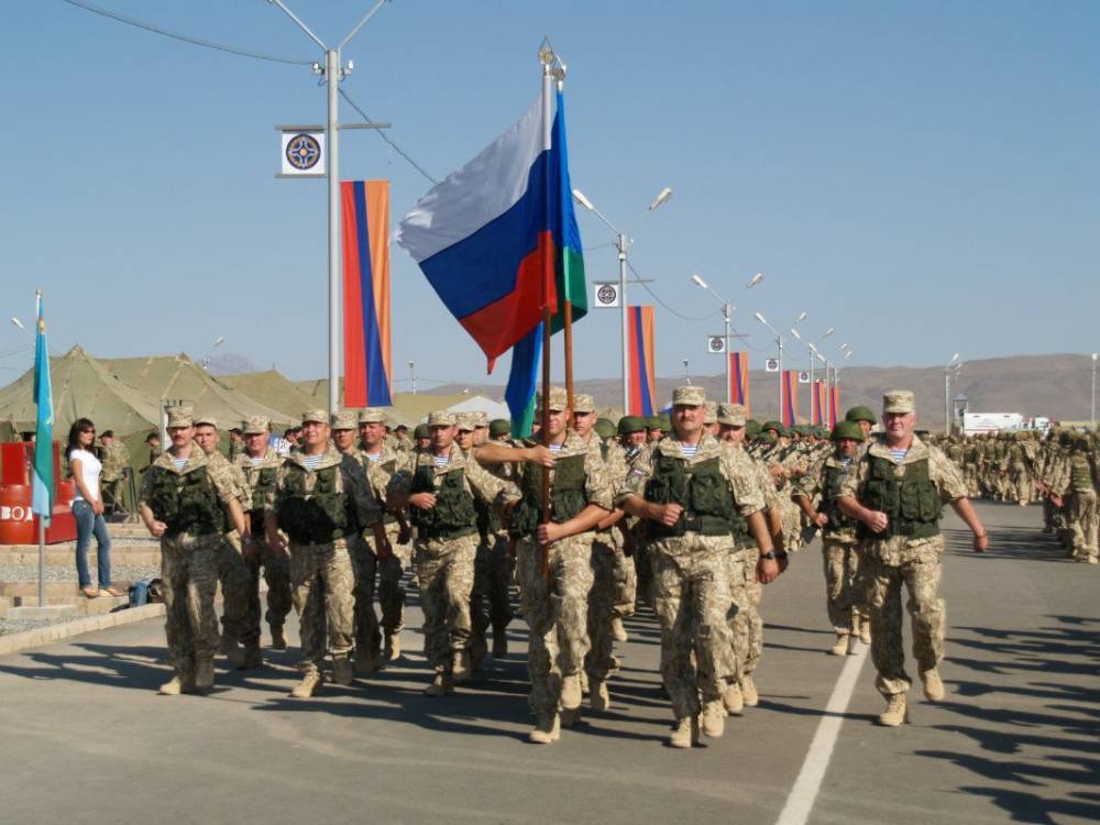 Оппозиция в Армении предлагает создать в стране вторую военную базу России