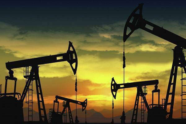 «Русснефть» дала прогноз по цене на нефть в 2021 году nbsp