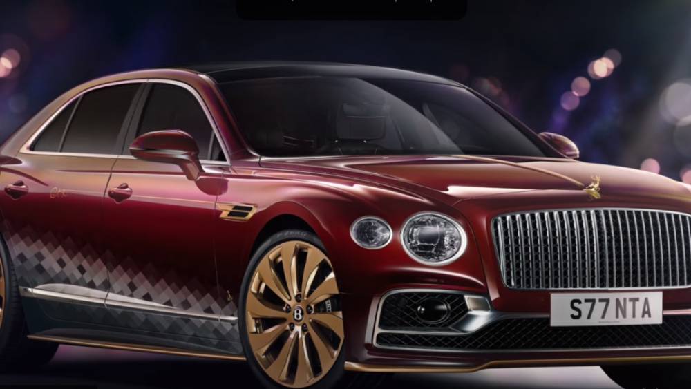 Bentley презентовал новогодний седан для Санты-Клауса