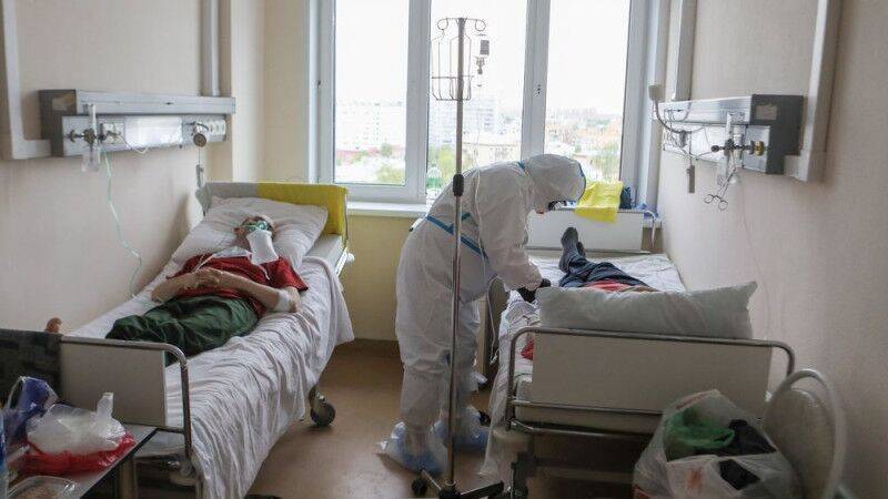Российские медики выявили 29 935 новых случаев коронавируса за сутки