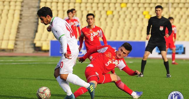 Юношеская сборная Таджикистана (U-16) проиграла Ирану в первом товарищеском матче