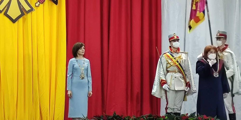 Санду официально вступила в должность президента Молдовы