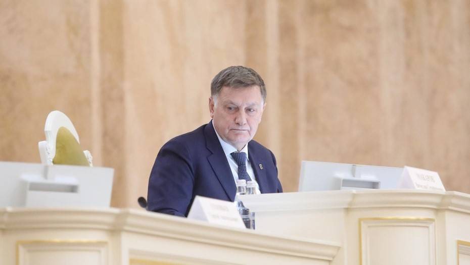 Спикер ЗакСа Макаров рассказал о попытках вытолкать его из парламента