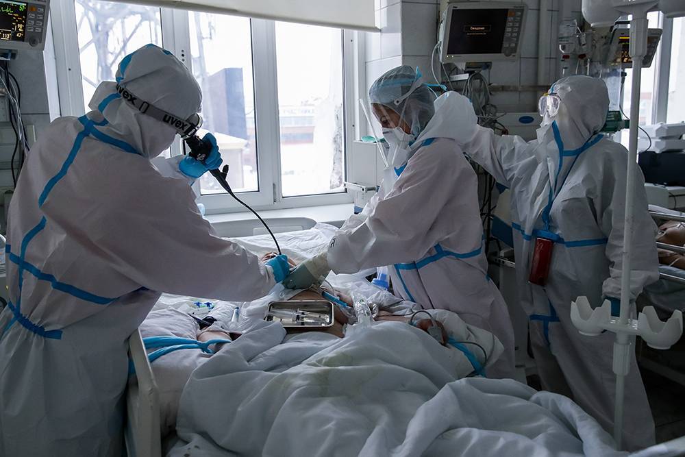 В России второй день подряд заразились коронавирусом больше 29 тысяч человек