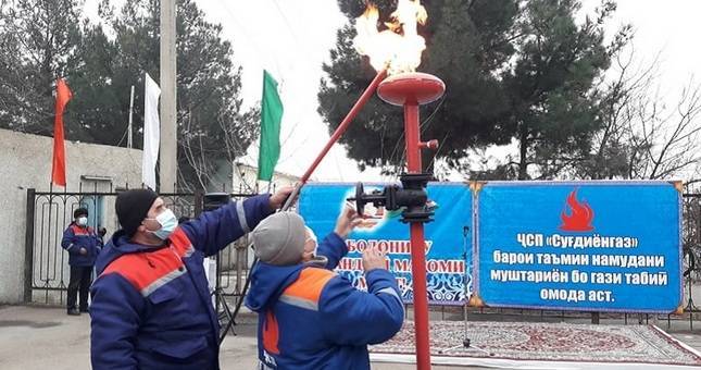 Узбекистан возобновил подачу природного газа на север Таджикистана