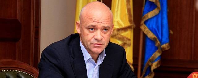 Мэр Одессы призвал закупать российскую вакцину от COVID-19