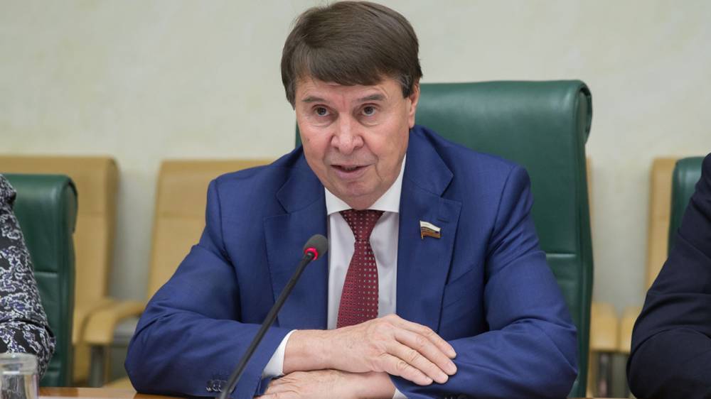 Сенатор Цеков рассказал, что помешало Киеву создать независимую Украину