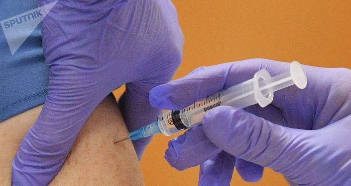 Кто первым получит прививку: в Рижской Восточной больнице рассказали о плане вакцинации