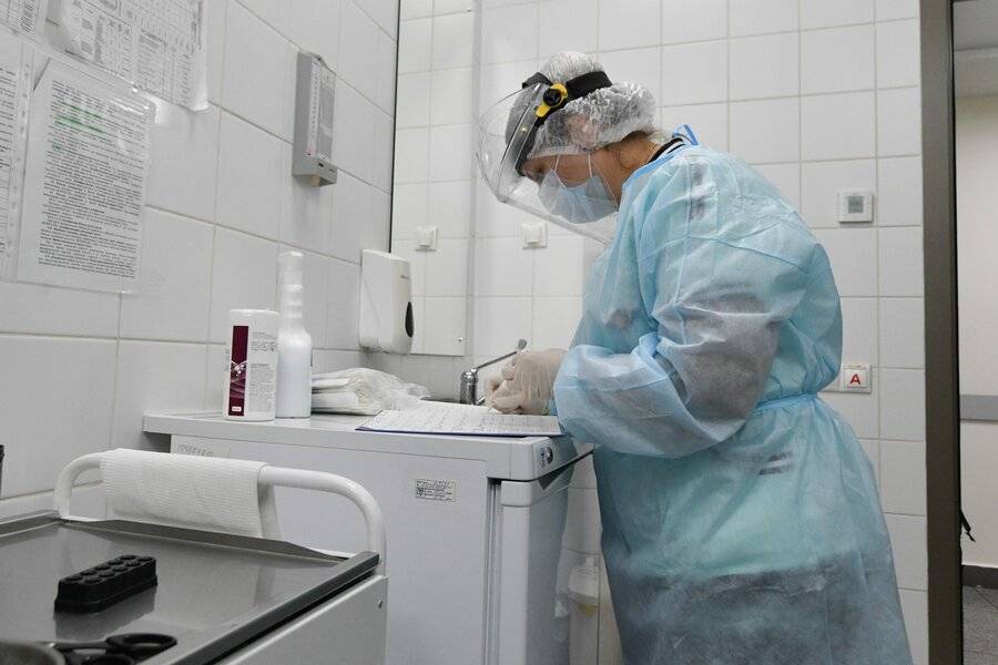 В Москве подтверждено 6 253 новых случая коронавируса