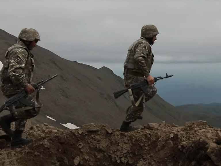 Возобновление боев в Карабахе: армянские партизаны атаковали комендатуру и позиции ВС Азербайджана