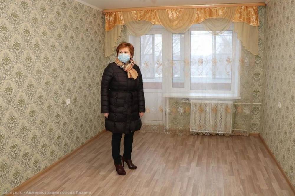 Елена Сорокина оценила квартиры для рязанских детей-сирот