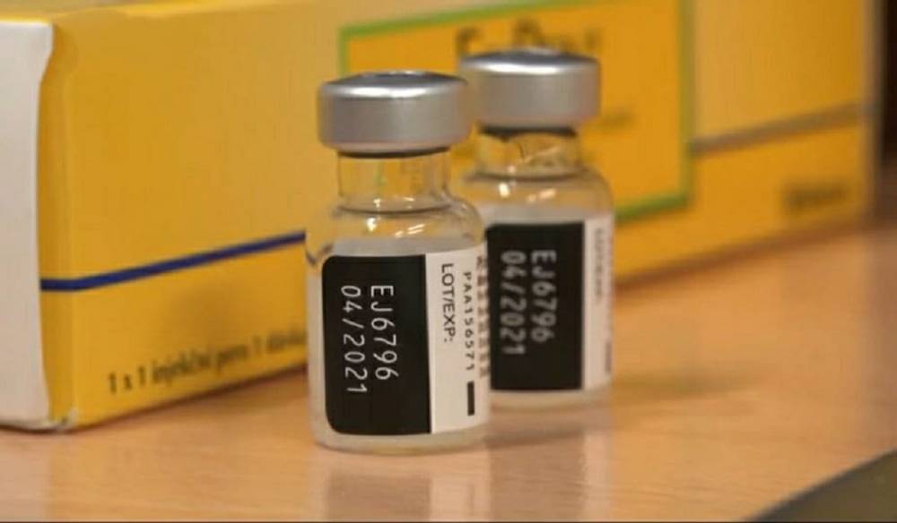 За вакциной - за границу: прививки от COVID-19 украинцам сделают бесплатно - названа страна