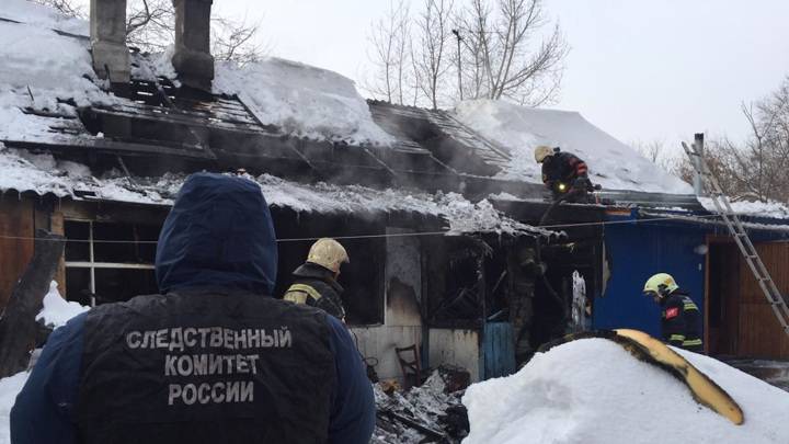 Трое детей и их мама погибли при пожаре в Новосибирске