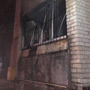 В Шевченковском районе Запорожья горела пятиэтажка: эвакуировали 14 человек. Фото