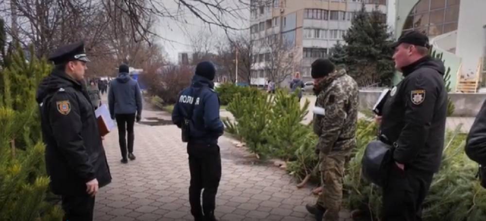На Одесчине напали на копа из-за елок: "Огрели трубой по голове"