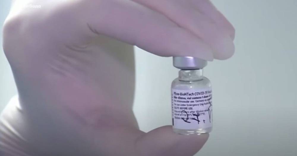 Восьми немцам по ошибке ввели пятикратную дозу вакцины от коронавируса