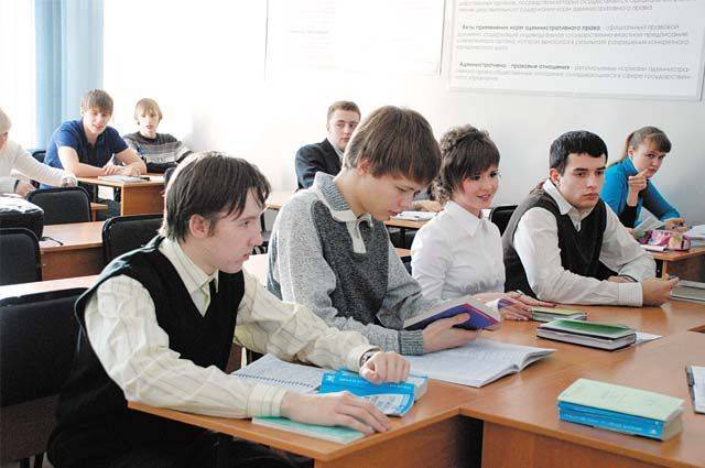 Каникулы для московских школ и колледжей продлят до 17 января