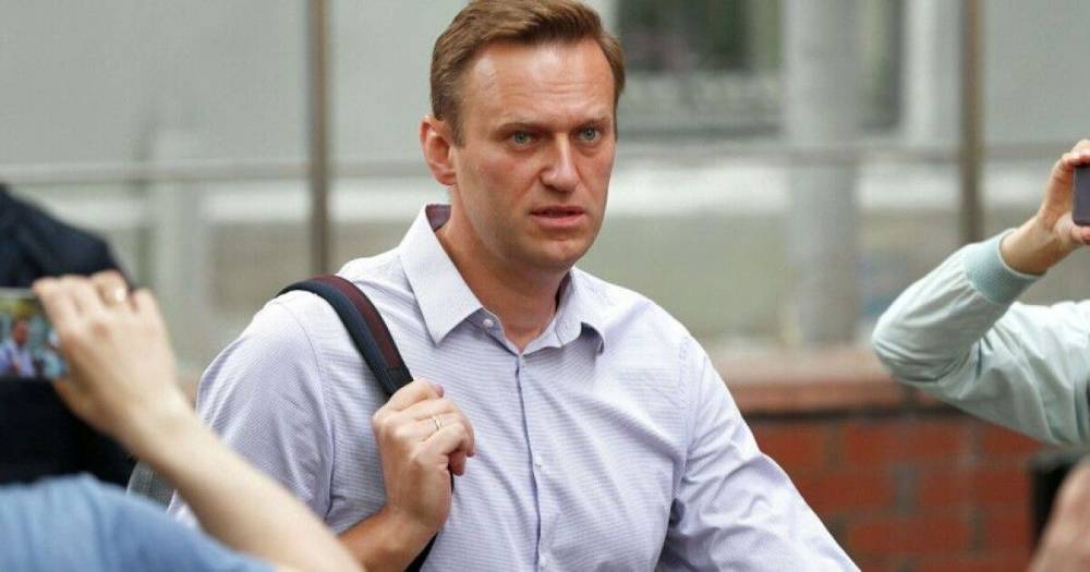"Тратил деньги на отдых за границей": в РФ против Навального возбудили дело о мошенничестве