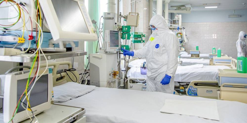 Астраханцы продолжают массово заражаться коронавирусом