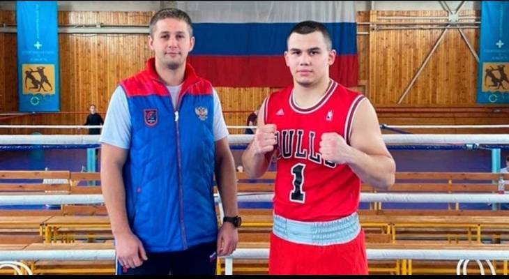 «Уделал» украинца с болгариным: самым сильным боксером в Европе стал житель Рыбинска