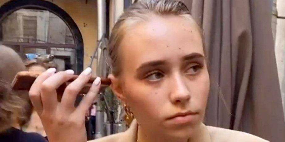 Одно лицо. В Сети появились новые фото девушки, которую называют внебрачной дочерью Путина