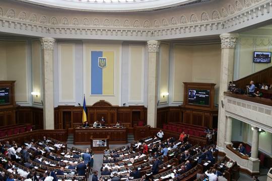 Рада приняла закон, запрещающий судам под флагом РФ ходить по украинским рекам