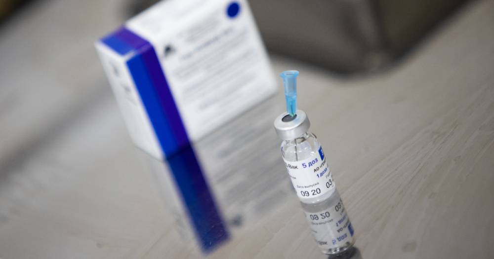 Голикова сравнила эффективность и безопасность российских вакцин от COVID-19