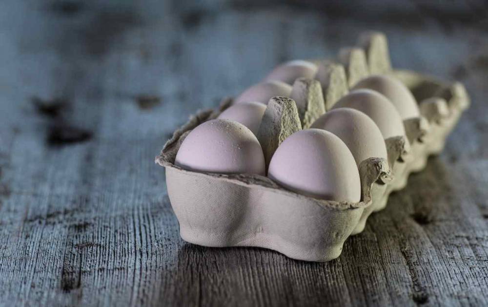 Куриные яйца, огурцы и помидоры продолжают дорожать в России