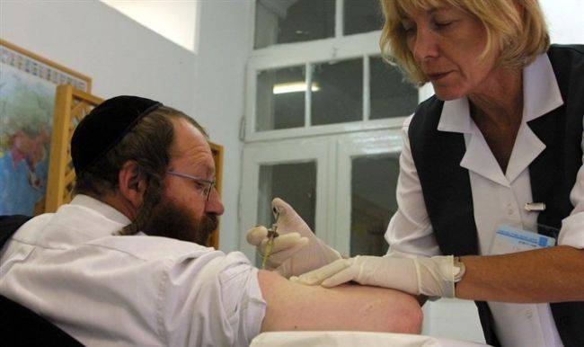 Израиль — мировой лидер по темпам вакцинирования населения против Covid-19