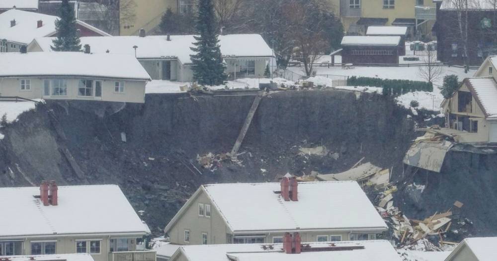Земля ушла из-под ног: в Норвегии рядом со столицей произошел оползень, 11 человек пропали без вести