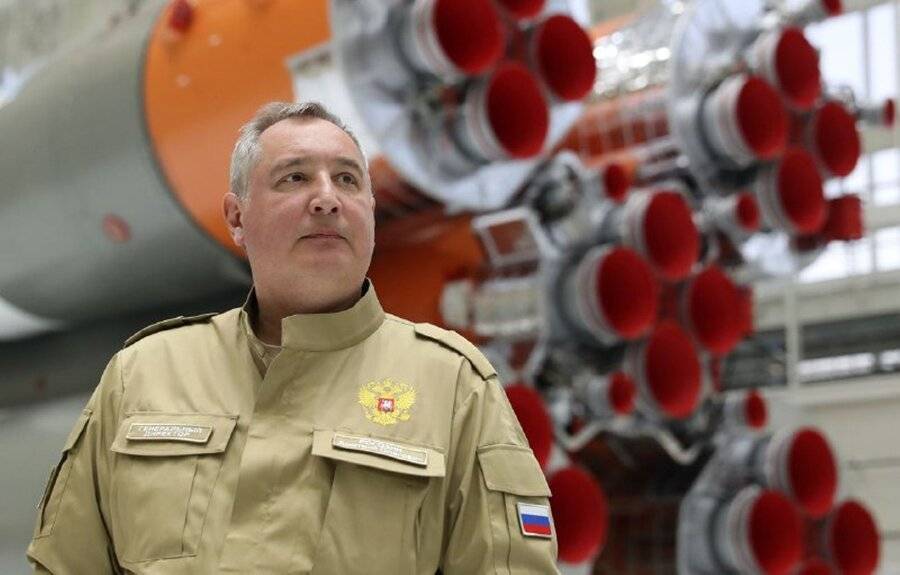 Рогозин возглавил дирекцию "Роскосмоса" по подготовке миссий на Луну