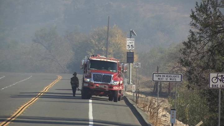 Массовая эвакуация объявлена в штате Калифорния из-за природных пожаров