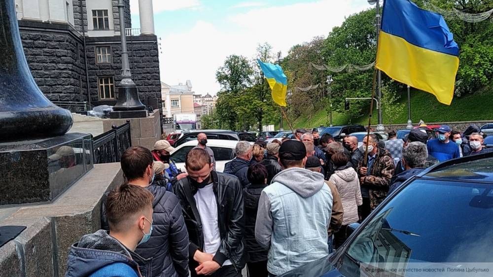 Украинский аналитик указал на нежелание Киева договариваться с Донбассом