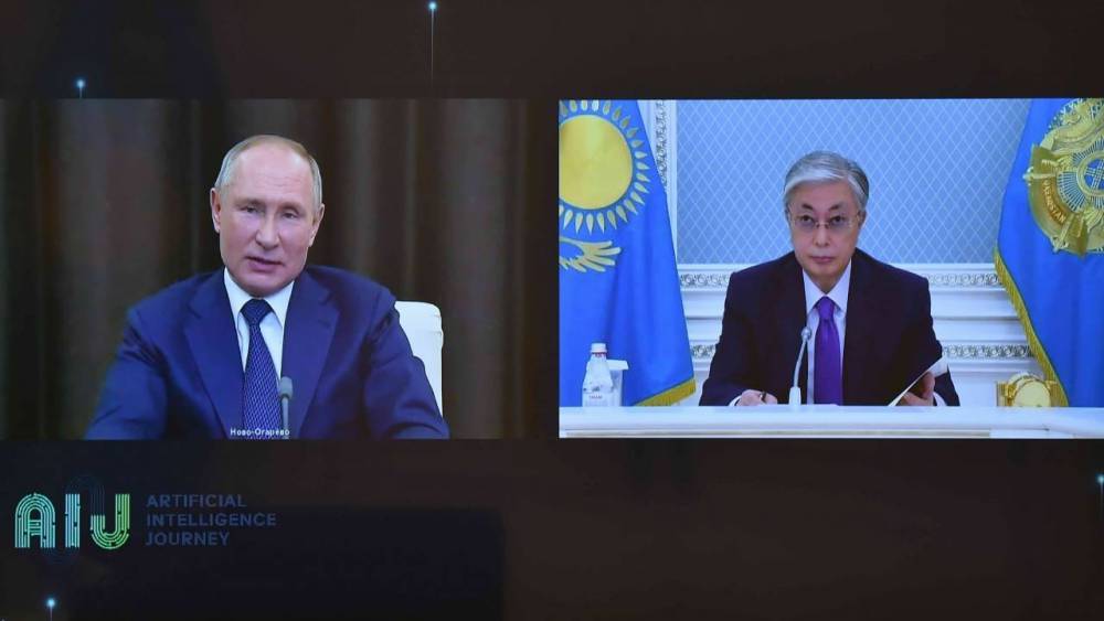 Президент Казахстана перечислил профессии, которые могут полностью исчезнуть