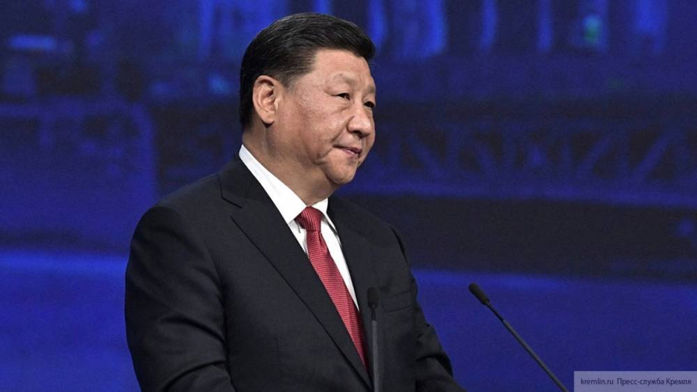 Цзиньпин отметил вклад экс-президента Франции в отношения Парижа и Пекина