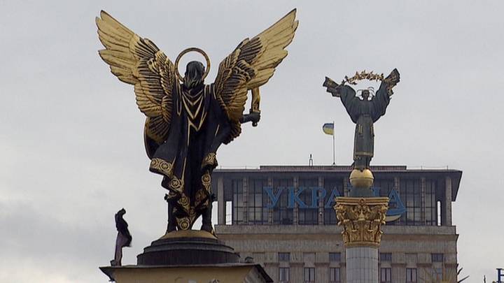 Украина завела дело на "карманного архитектора Кремля" из Австрии