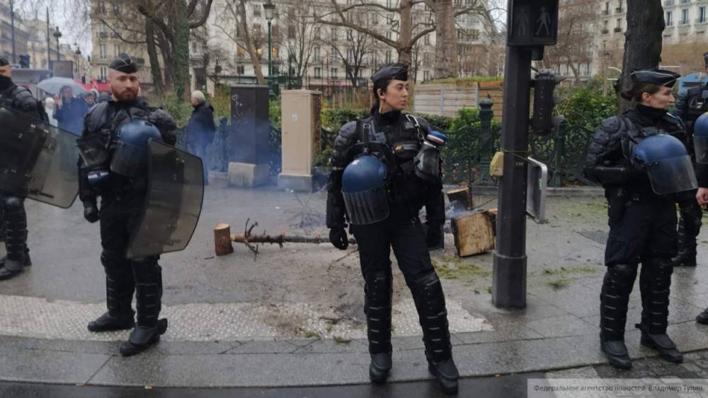 Парижане протестуют против законопроекта о "глобальной безопасности"