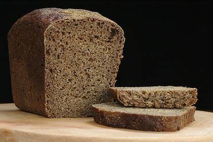 Врач рассказал о вреде черного хлеба