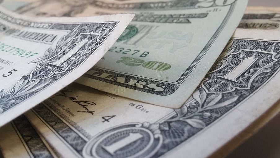 Финансовый аналитик спрогнозировал снижение курса доллара в 2021 году