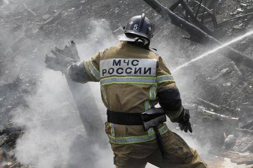 В Ростове-на-Дону горит рынок «Классик», где загорелся павильон с пиротехникой