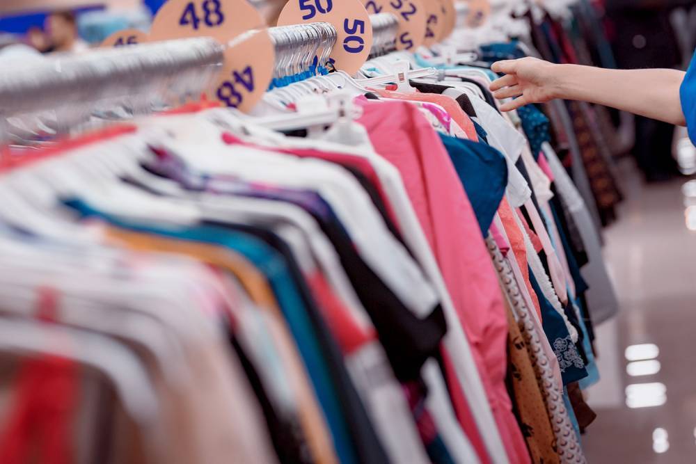 Жители Тверской области смогут проверить одежду на контрафакт