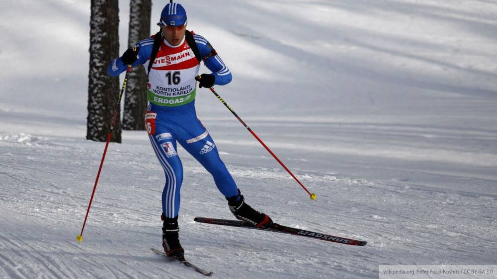 Лыжи биатлониста Антона Шипулина ушли с молотка за 450 тысяч рублей
