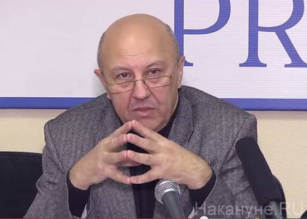 Андрей Фурсов: России нужно готовиться к удару по Донбассу и в Сирии