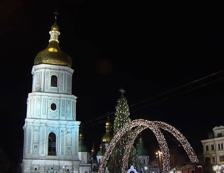 Праздники отметим как следует: сколько украинцы будут отдыхать на Новый год и Рождество