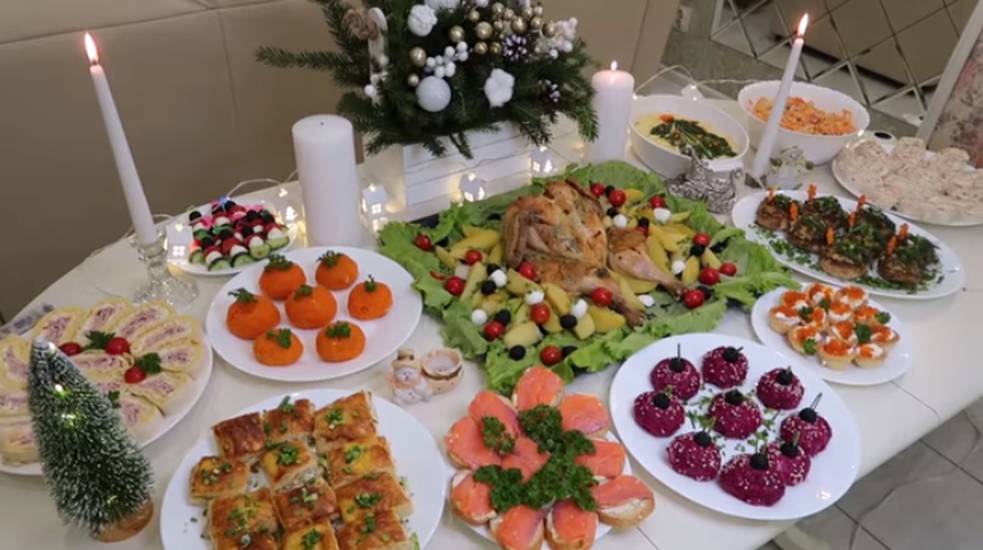 Новогодний стол 2021: во сколько украинцам обойдется праздничное застолье и как сэкономить